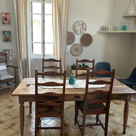 度假居 Maison Mitoyenne Dans Quartier Calme *